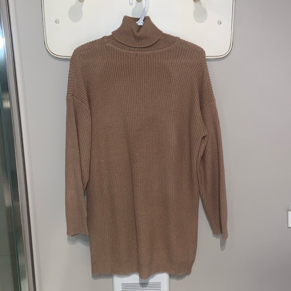 Robe pull - Picture 1 of 1